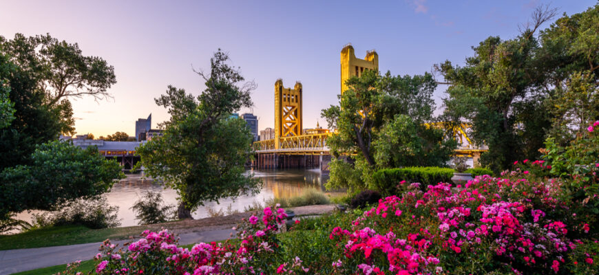 Dawn,Over,The,Landmarks,Of,West,Sacramento